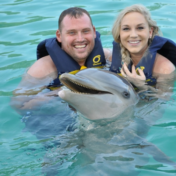 Meet your Posher, Mikayla! - Picture 3 of 7